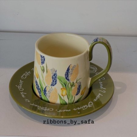 مچ مع صحن لون أخضر